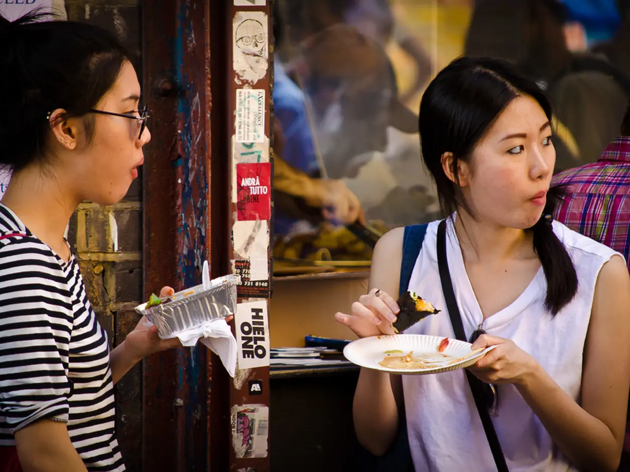 Men's Eating Disorders: Identifying Symptoms, Recognizing Types, and Seeking Assistance