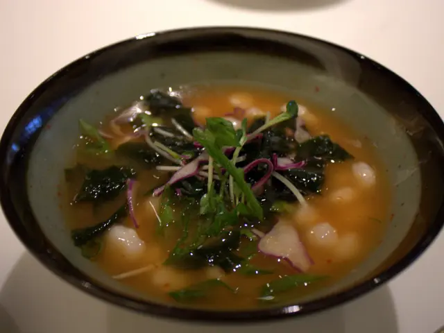 Abdominal pain from gallstones: Signs, remedies, and dietary recommendations