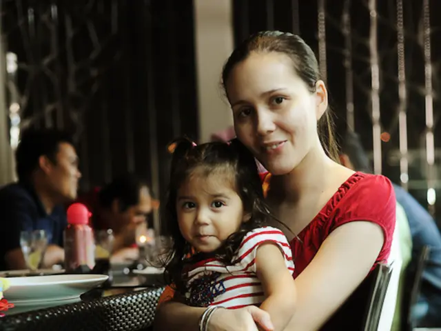 Mum of nine at 32, having delivered all her children through cesarean section, faces criticism from...