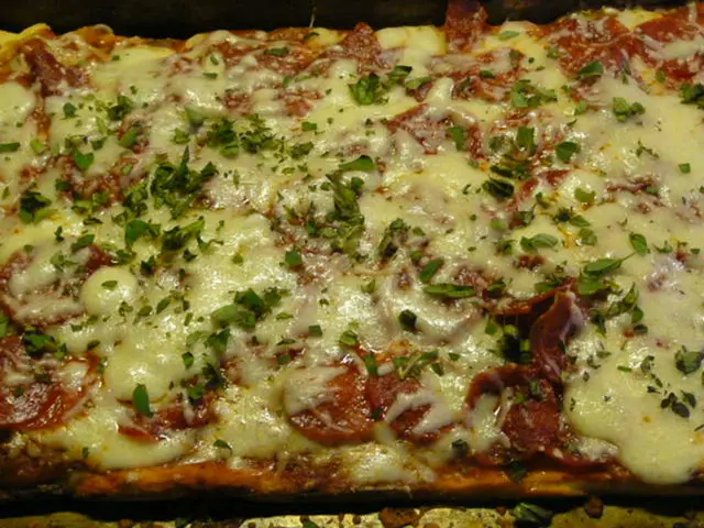 Italian Restaurant Employee Suffers Choking Incident from Eating Mozzarella Cheese