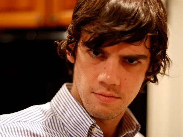 Associating Turning Left with Lying: Myth or Reality in Deception Detection Analysis? Correcting a...