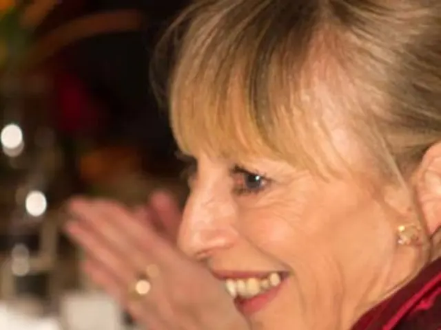 Italian well-wishing simplified: Learn to express "Bless You" in Italian language like a pro!