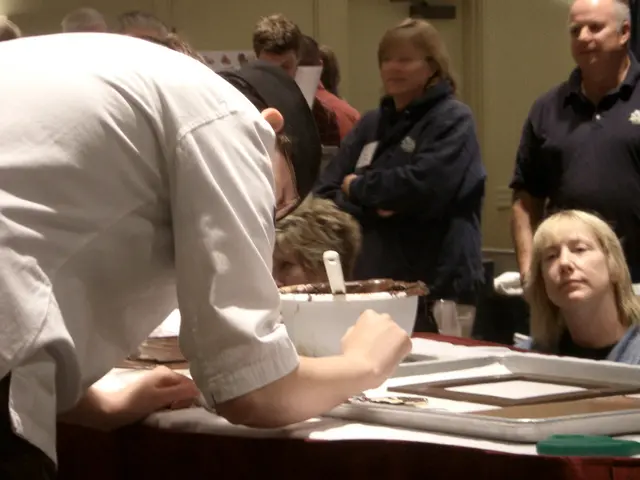 Baptist Mission in Gaza distributes warm meals amidst severe difficulties