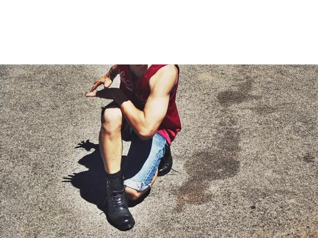 Treatment options for knee discomfort: Classifications and potential adverse reactions