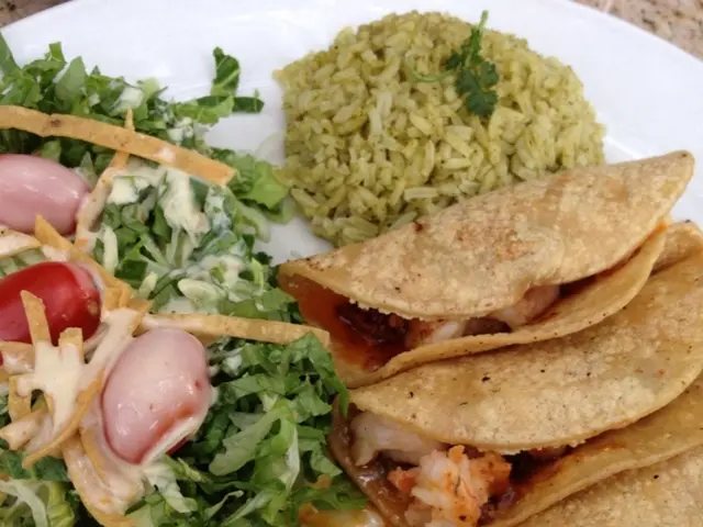 Sushi and weight loss: Is it effective?